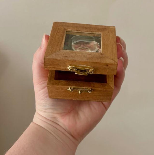 Small Memory Box